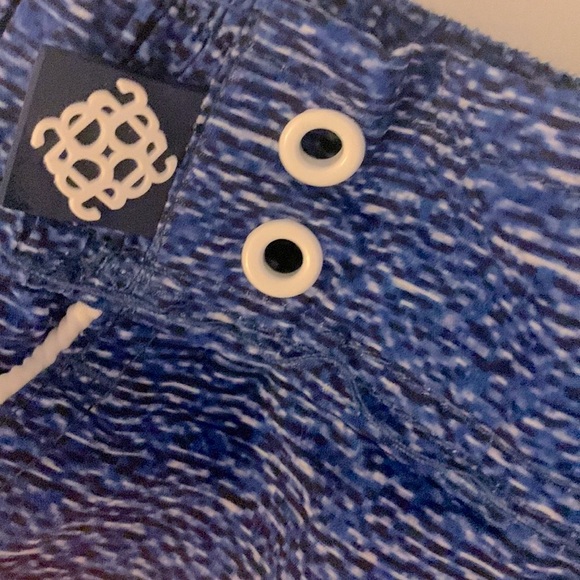 🏊♂️Andy & Evan UPF 50 Surf Board Swim Trunks - Picture 2 of 4